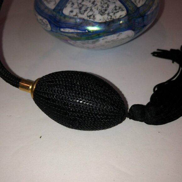 Vintage Art Glass Perfume Scent Bottle Blue White Design with Atomizer - Picture 3 of 9